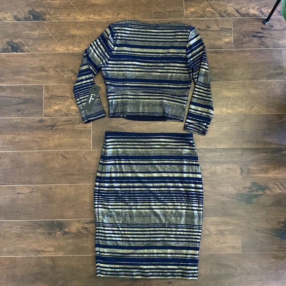 Lulu’s - Blue and Gold Metallic Bodycon Set - Medium - NWT - Picture 4 of 5